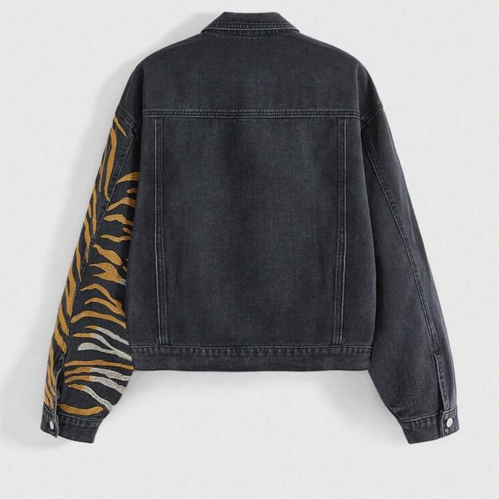 Denim jacket black Embroidered Tiger Denim Jacket - Picture 2 of 2